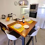 Home2book Modern Design Seaview Apt, Pool&terrace
