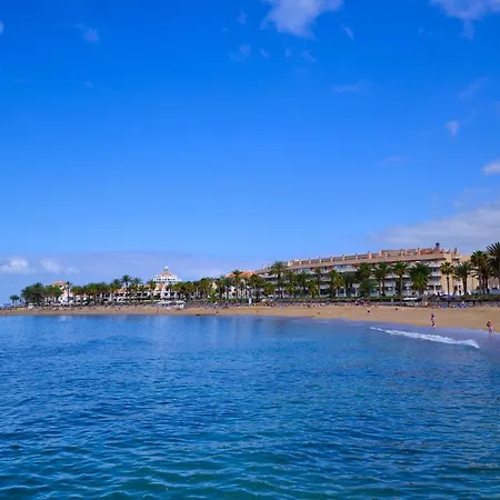 Home2book Modern Design Seaview Apt, Pool&terrace Daire