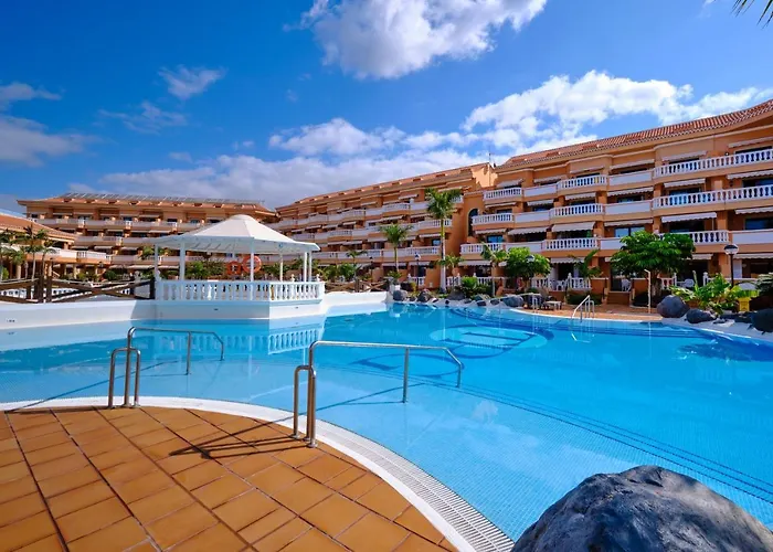 Апартаменты Home2book Modern Design Seaview Apt, Pool&terrace Плая-де-лас-Америкас