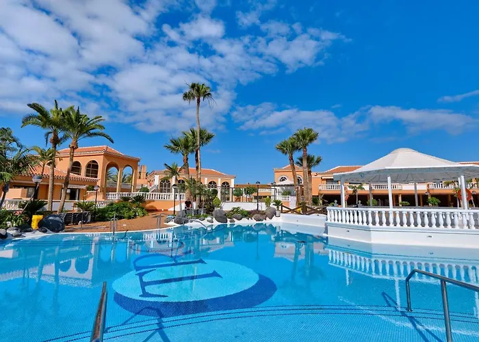 Home2book Modern Design Seaview Apt, Pool&terrace Апартаменты